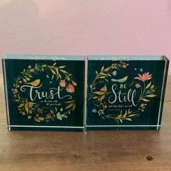 The Sparkling Spur 4โ Glass Block