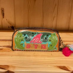 Brand new π Bethβs Addiction π Handbags/Belts/Accessories Vintage, Hand-Crafted π Handbag π 7 Bethβs Addiction Handbags/Belts/Accessories Vintage, Hand-Crafted Handbag