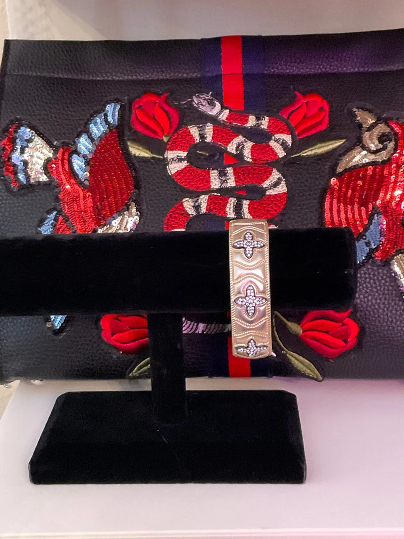 Promo โค๏ธ The Sparkling Spur Rhinestone Cross Bracelet ๐ 3 The Sparkling Spur Rhinestone Cross Bracelet