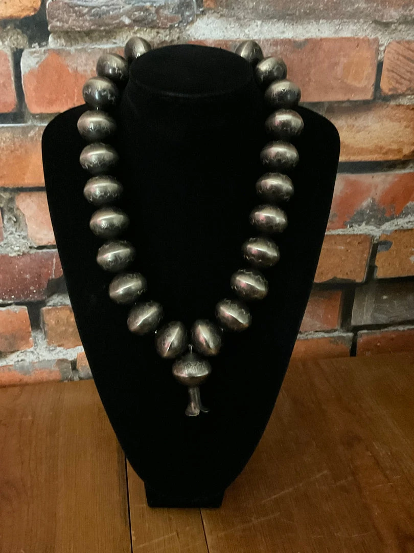 Outlet ⭐ The Sparkling Spur Navajo Pearl Necklace With Blossom Jewelry ✔️ 3 The Sparkling Spur Navajo Pearl Necklace With Blossom Jewelry