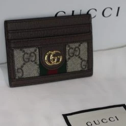 New โค๏ธ Gucci GG Credit Card Case TIFFIANY'S CLOSET ๐ 9 Gucci GG Credit Card Case TIFFIANY'S CLOSET