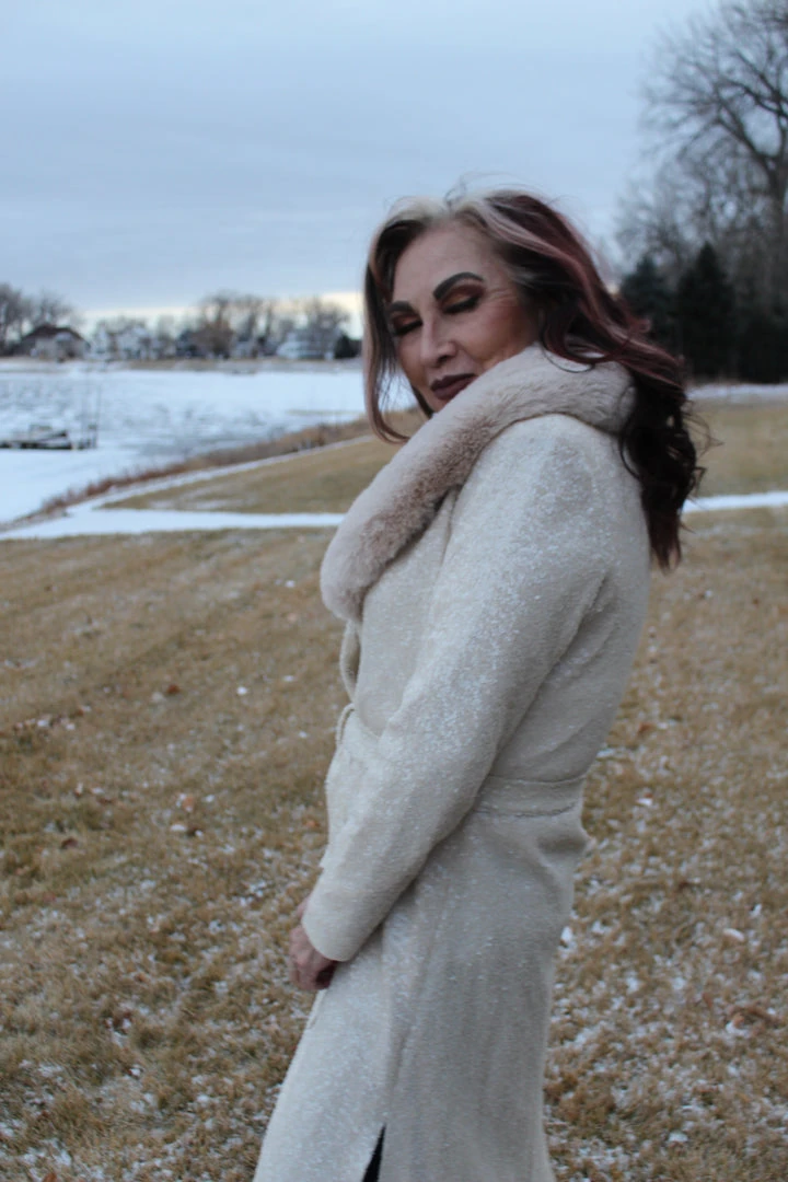 New 🔥 The Sparkling Spur Dazzling Long Sequined 🧥 Coat Jackets 🔔 4 The Sparkling Spur Dazzling Long Sequined Coat Jackets