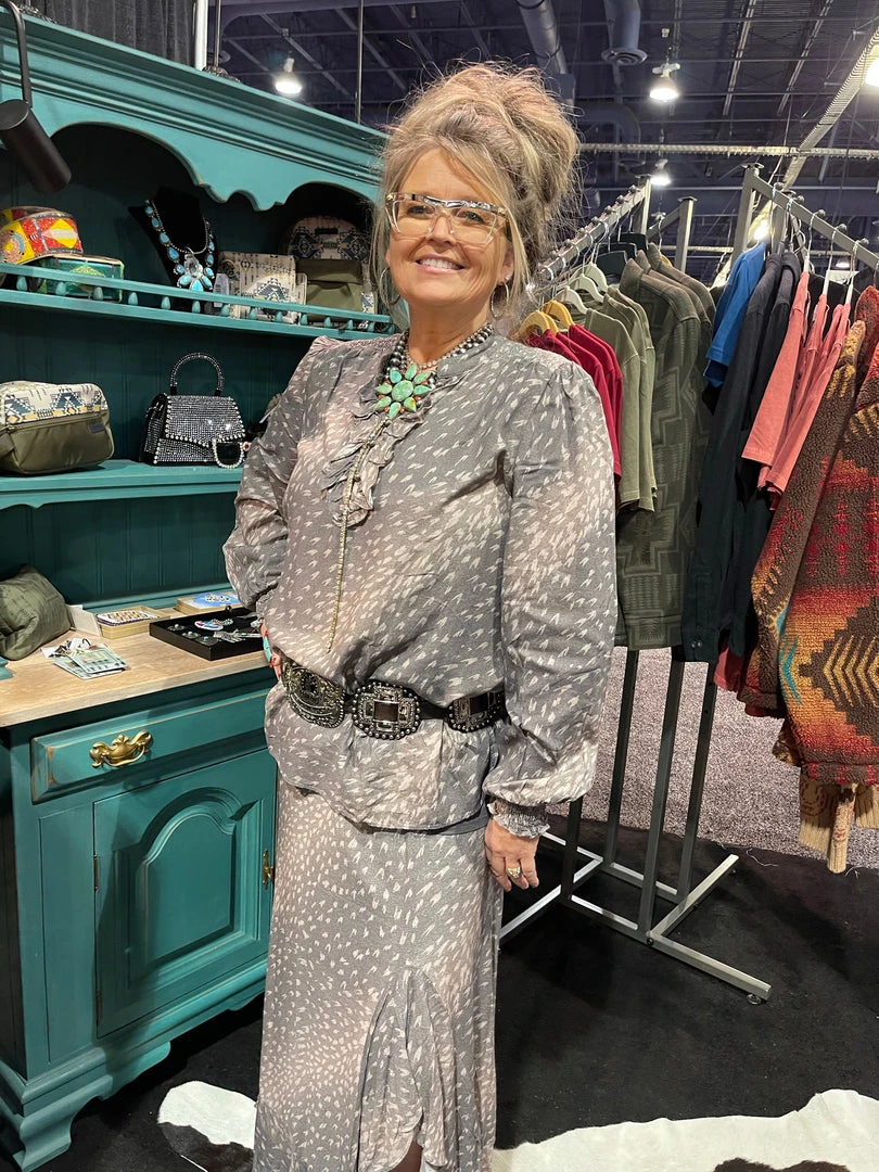 Cheapest ๐งจ Double D Ranch - Banff Collection Winter Axis Blouse ๐ 10 Double D Ranch - Banff Collection Winter Axis Blouse