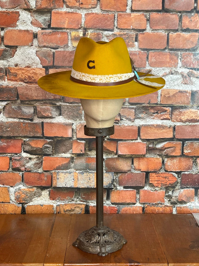 Budget ๐ Charlie 1 Horse Smoke Show ๐คฉ 5 Charlie 1 Horse Smoke Show