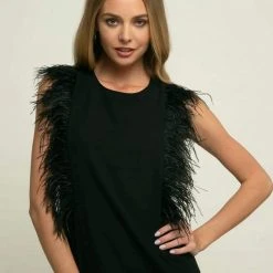 The Sparkling Spur Miss Feather