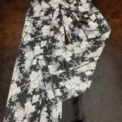 Autumn Teneyl Bottoms Daphne Pant In Classic